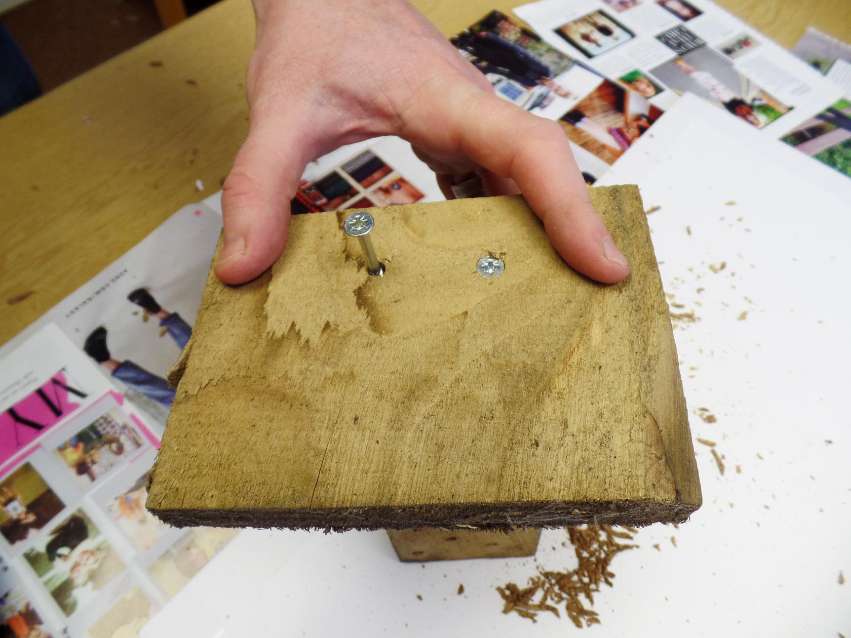 Creating the roof of a bee house